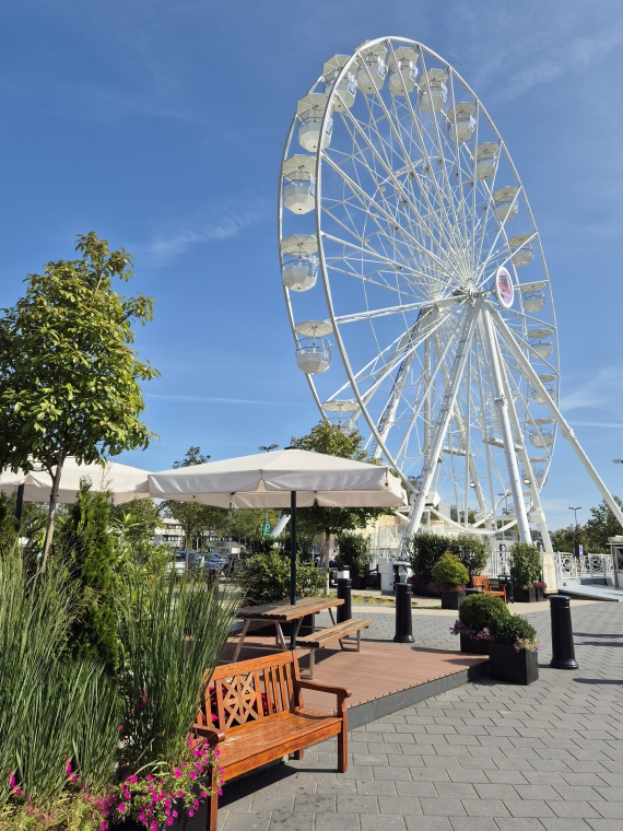 Riesenrad beim Designer Outlet Neumünster