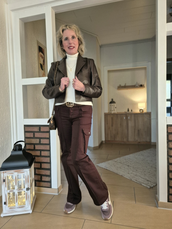 Zara Lederblazer in der Trendfarbe Braun 