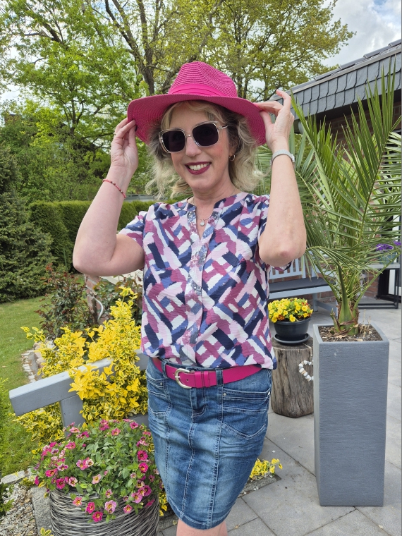 Farbenfrohe Sommerlooks von JEANS FRITZ