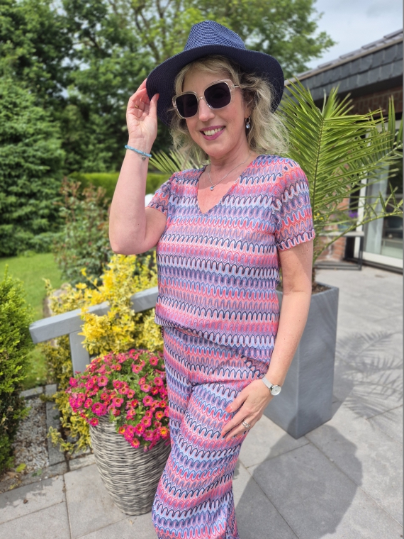 Shirt und Jerseyhose mit Chevron-Muster