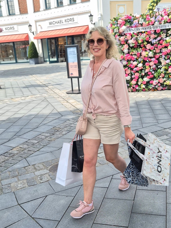 Shoppingtag im Designer Outlet Neumünster