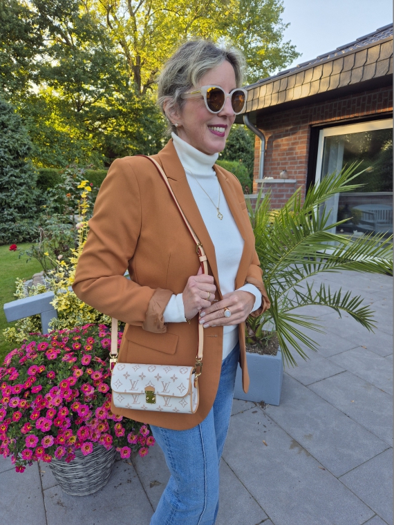Louis Vuitton Tasche Pochette Camille