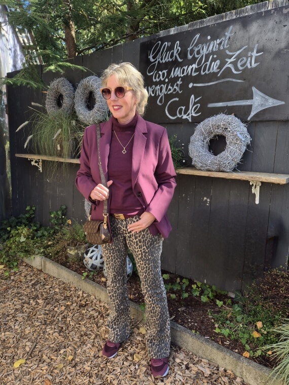 Bordeaux mit Leo kombiniert Bordeaux mit Leo kombiniert