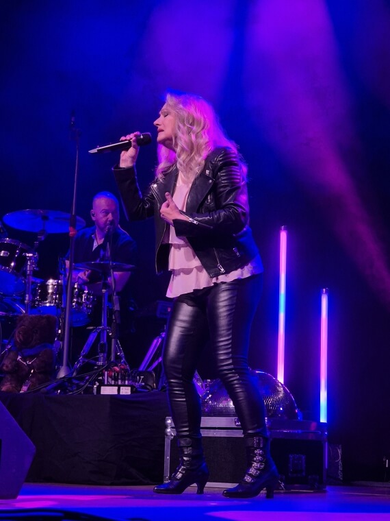 Nicole Tournee Carpe Diem