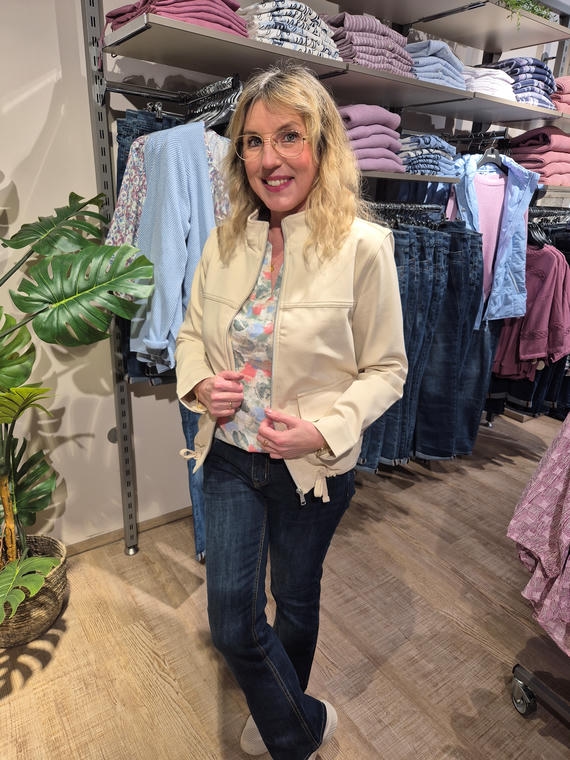 Blouson Fashion Trend