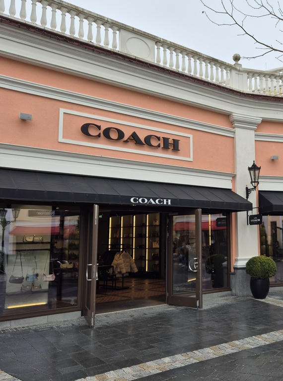 Coach Designer Outlet Neumünster