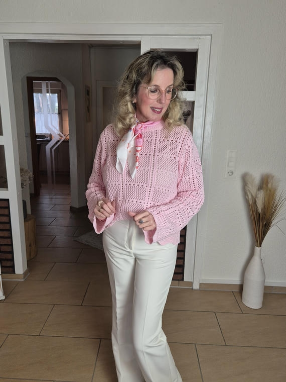 Pantone Farbe 2026 Cloud Dancer Pantone Farbe 2026 Cloud Dancer