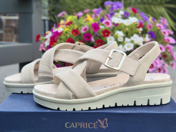 Bequeme Sandalen von Caprice 
