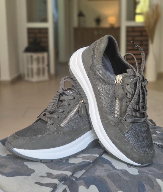 oliv Sneaker Caprice