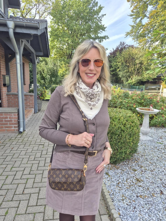 Dupe Kujten Tuch H&M