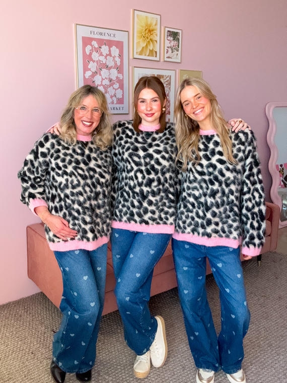 Fröhliche Looks von Zwillingsherz Fröhliche Looks von Zwillingsherz