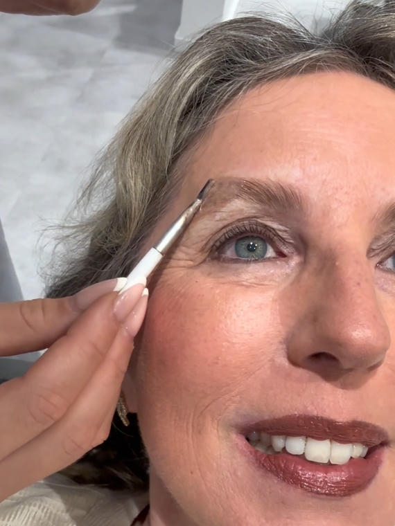 Twinkle Brow Bar im Alstertal-Einkaufszentrum, Heegbarg 31, 22391 Hamburg
